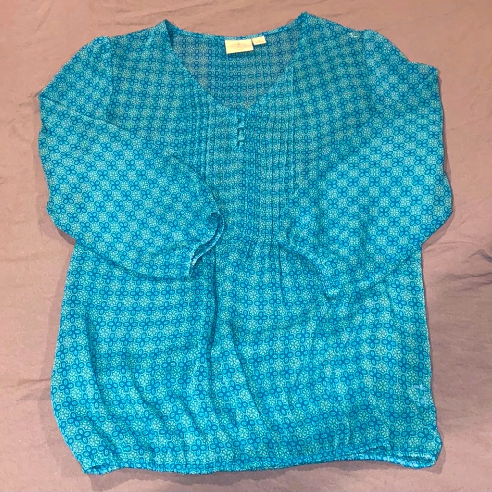 Cute blouse